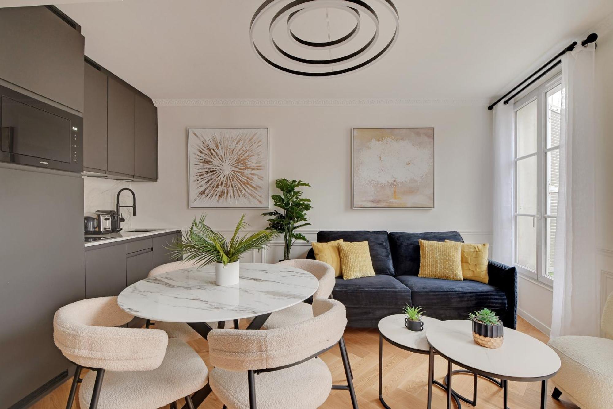 Pick A Flat's In Montmartre- Rue Gauthey